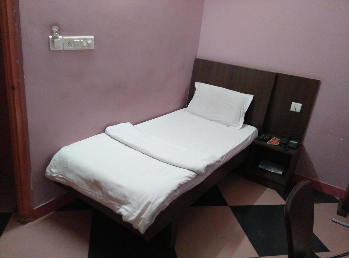 Nash Inn Bangalore Esterno foto